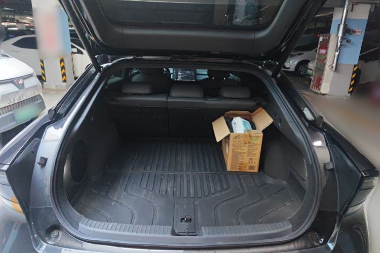 Used XPeng P7+ 2024 Long-Range Max Trunk
