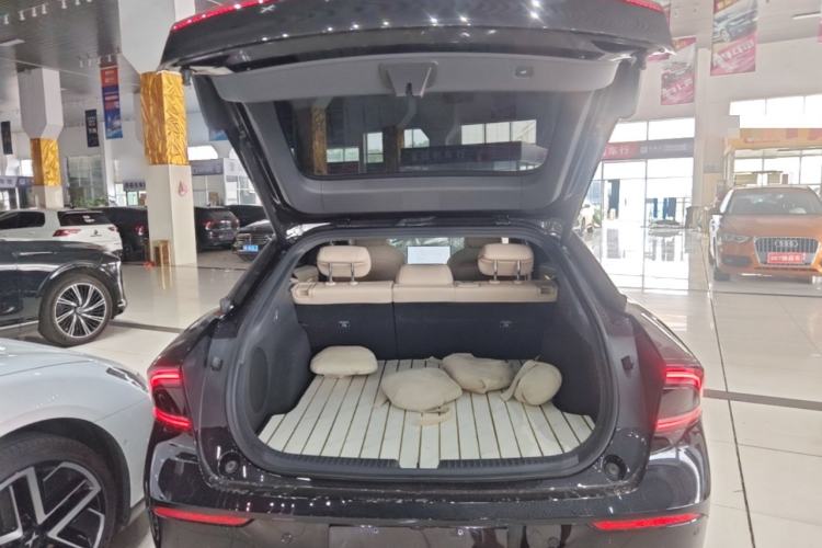 Used XPeng P7+ 2024 Ultra-Long Range Max Trunk