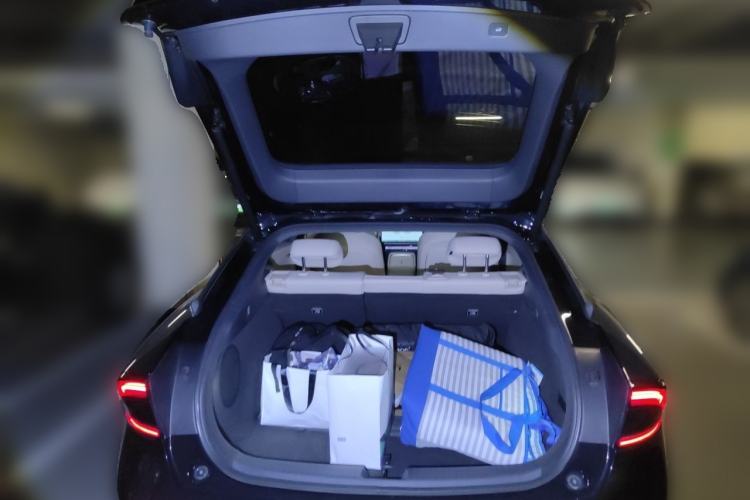 Used XPeng P7+ 2024 Long-Range Max Trunk