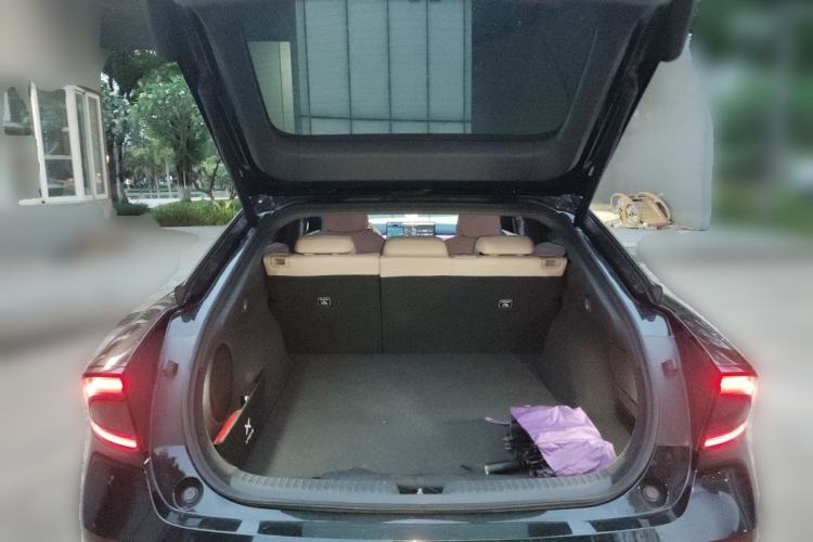 Used XPeng P7+ 2024 Long-Range Max Trunk