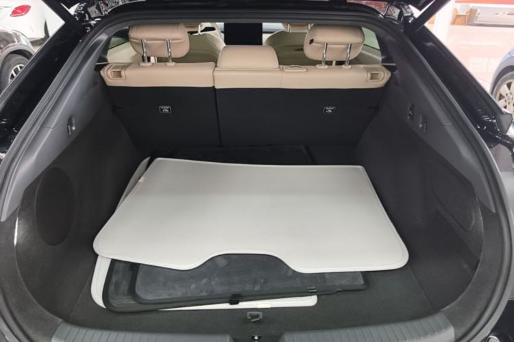 Used XPeng P7+ 2024 Long-Range Max Trunk