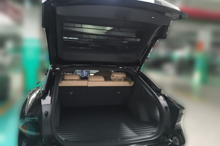 Used XPeng P7+ 2024 Ultra-Long Range Max Trunk