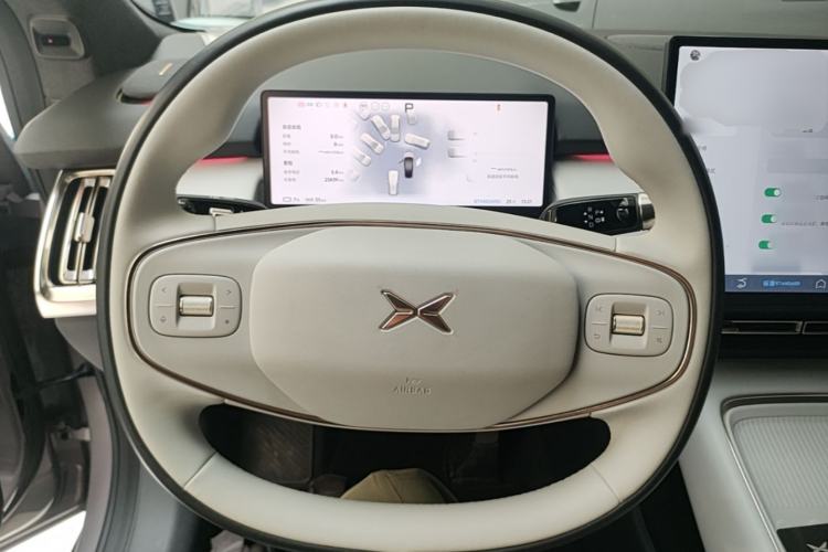 Used XPeng P7+ 2024 Long-Range Max Steering Wheel