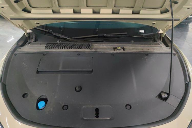 Used XPeng P7+ 2024 Long-Range Max Engine Bay