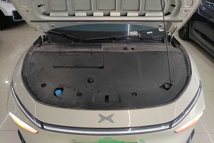 Used XPeng P7+ 2024 Long-Range Max Engine Bay