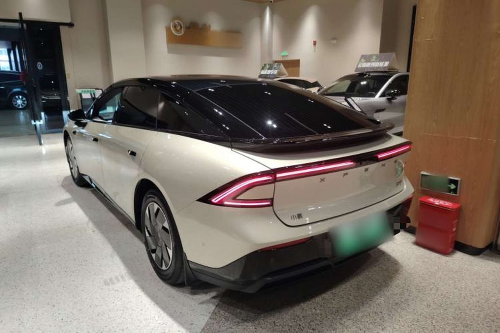 Used XPeng P7+ 2024 Long-Range Max Exterior 2