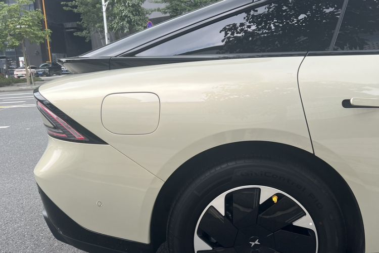Used XPeng P7+ 2024 Ultra-Long Range Max Exterior 3