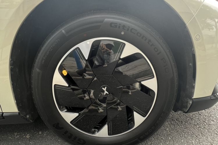 Used XPeng P7+ 2024 Ultra-Long Range Max Exterior 9
