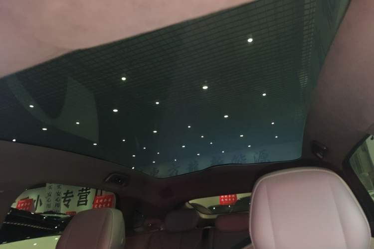 Used XPeng P7+ 2024 Ultra-Long Range Max Headliner