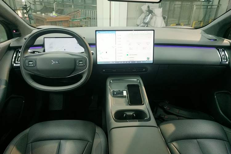 Used XPeng P7+ 2024 Long-Range Max Interior 2