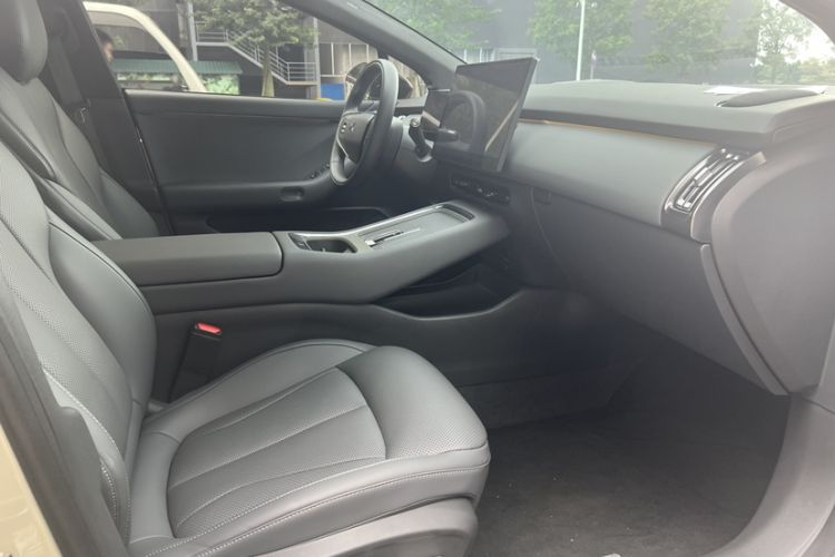 Used XPeng P7+ 2024 Ultra-Long Range Max Interior 3