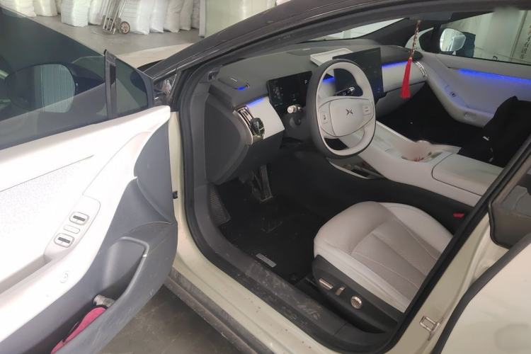 Used XPeng P7+ 2024 Ultra-Long Range Max Interior 3