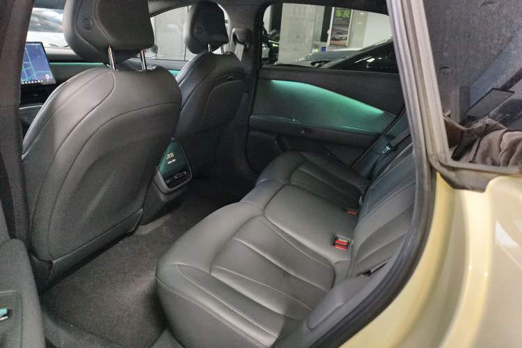 Used XPeng P7+ 2024 Ultra-Long Range Max Interior 4