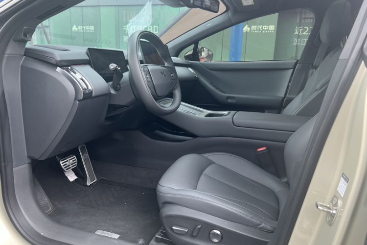 Used XPeng P7+ 2024 Ultra-Long Range Max Interior 5