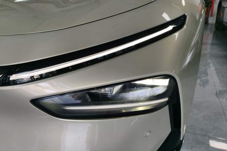 Used XPeng P7+ 2024 Ultra-Long Range Max Left Front Headlight