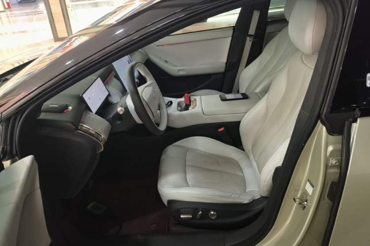 Used XPeng P7+ 2024 Ultra-Long Range Max Left Front Seat
