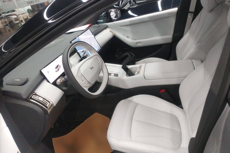 Used XPeng P7+ 2024 Long-Range Max Left Front Seat