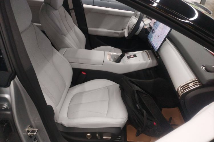 Used XPeng P7+ 2024 Long-Range Max Right Front Seat