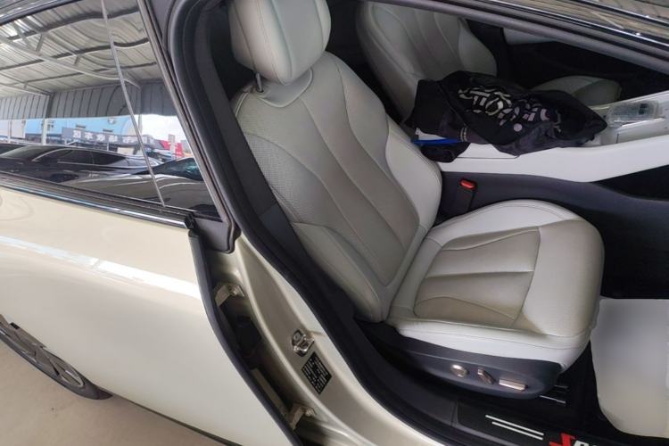 Used XPeng P7+ 2024 Long-Range Max Right Front Seat