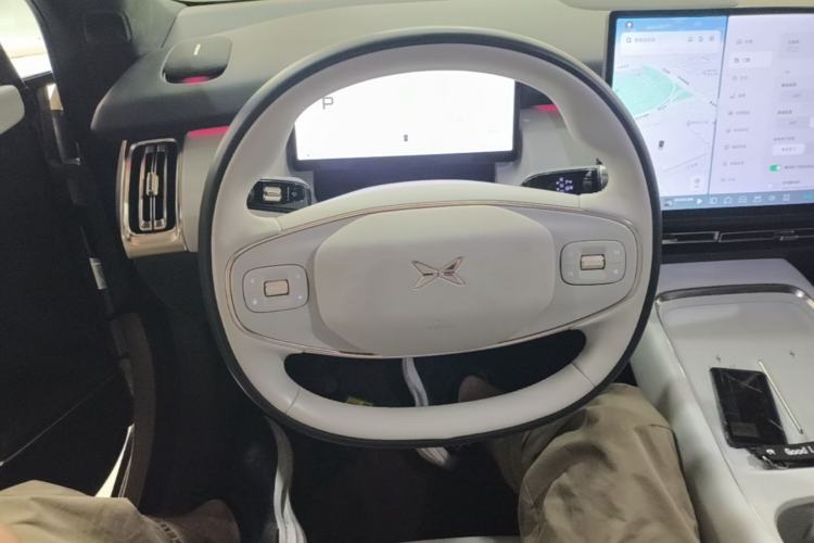 Used XPeng P7+ 2024 Ultra-Long Range Max Steering Wheel