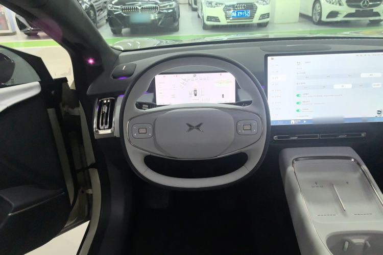 Used XPeng P7+ 2024 Long-Range Max Steering Wheel