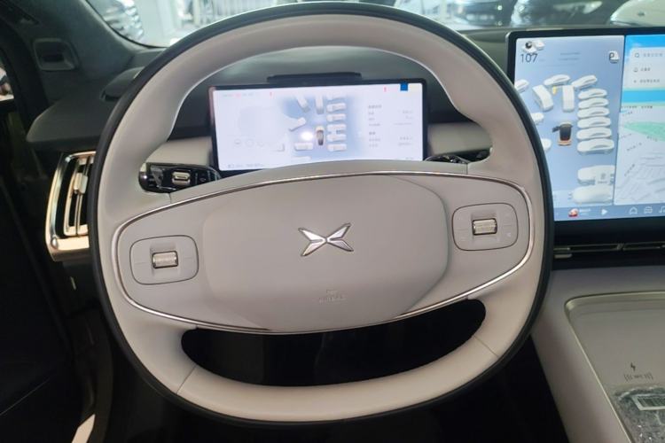Used XPeng P7+ 2024 Long-Range Max Steering Wheel