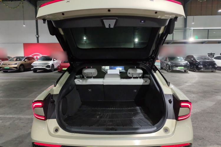 Used XPeng P7+ 2024 Ultra-Long Range Max Trunk