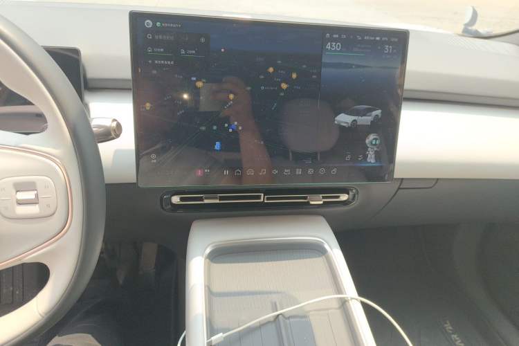 Used XPeng P7+ 2024 Long-Range Max Audio And AC Panel