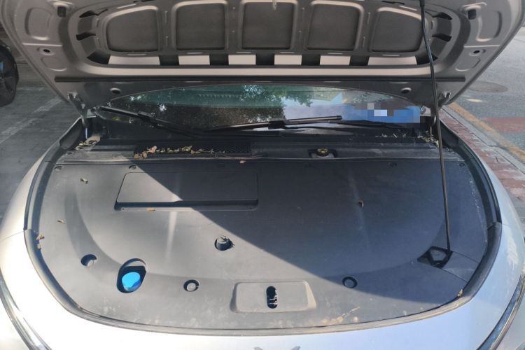 Used XPeng P7+ 2024 Ultra-Long Range Max Engine Bay