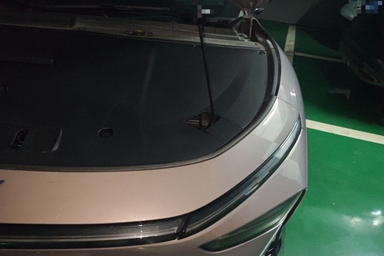 Used XPeng P7+ 2024 Ultra-Long Range Max Engine Bay Left