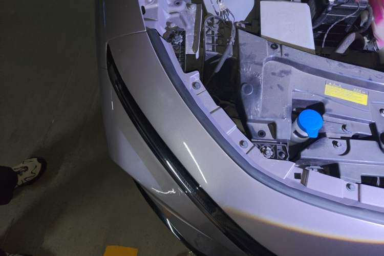 Used XPeng P7+ 2024 Long-Range Max Engine Bay Right