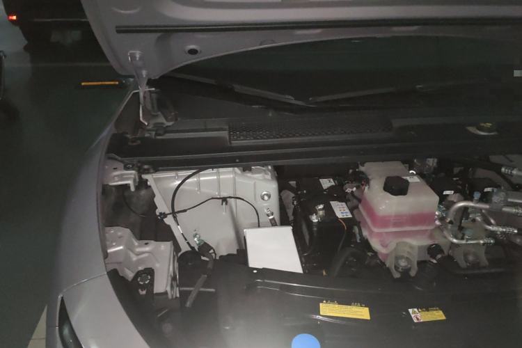 Used XPeng P7+ 2024 Long-Range Max Engine Bay Right