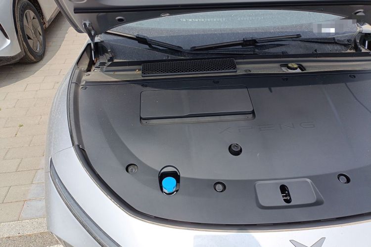 Used XPeng P7+ 2024 Long-Range Max Engine Bay Right