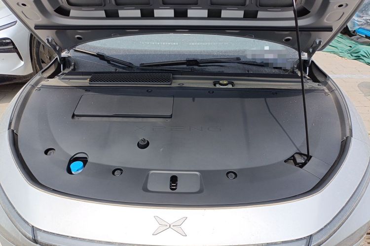 Used XPeng P7+ 2024 Long-Range Max Engine Bay
