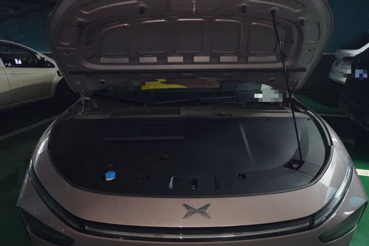 Used XPeng P7+ 2024 Ultra-Long Range Max Engine Bay
