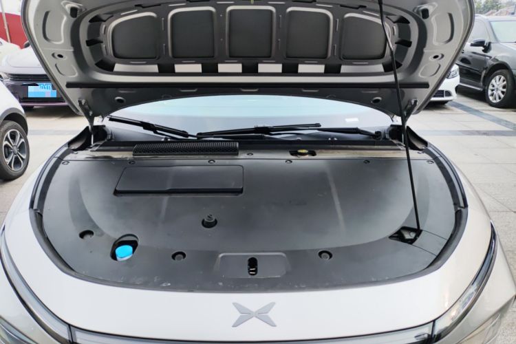 Used XPeng P7+ 2024 Ultra-Long Range Max Engine Bay