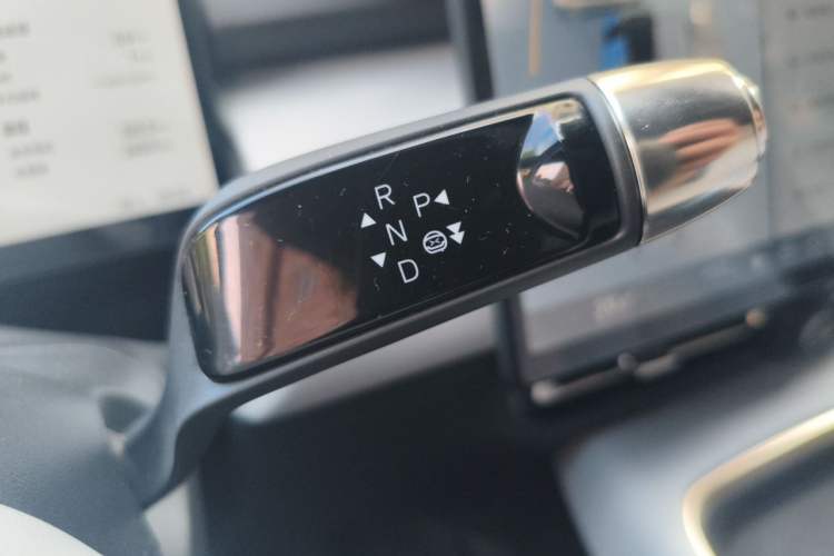 Used XPeng P7+ 2024 Ultra-Long Range Max Gear Lever