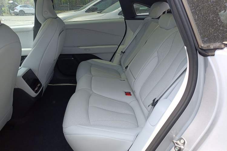 Used XPeng P7+ 2024 Long-Range Max Left Rear Seat