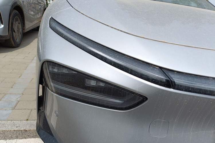 Used XPeng P7+ 2024 Long-Range Max Right Front Headlight