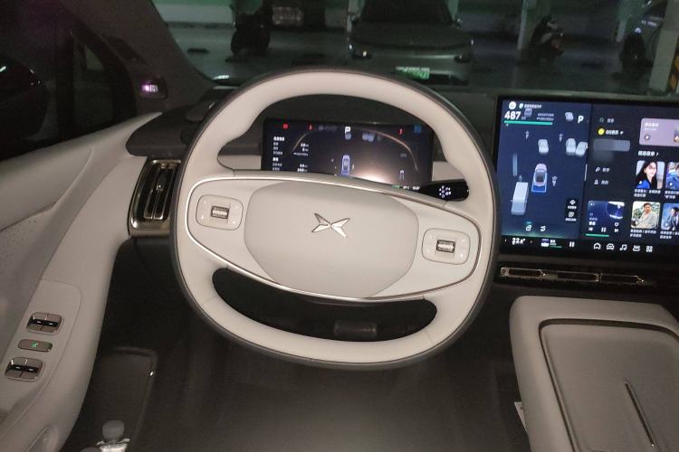 Used XPeng P7+ 2024 Long-Range Max Steering Wheel