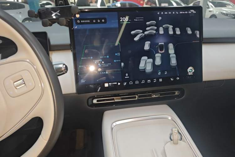 Used XPeng P7+ 2024 Long-Range Max Audio And AC Panel
