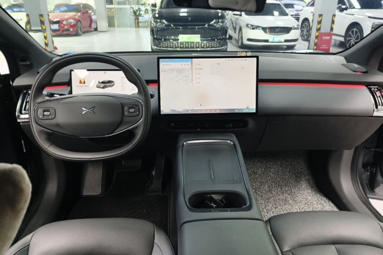 Used XPeng P7+ 2024 Ultra-Long Range Max Center Console