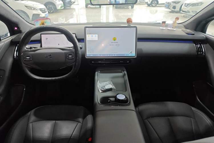 Used XPeng P7+ 2024 Long-Range Max Center Console