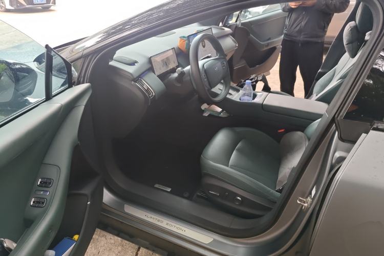 Used XPeng P7+ 2024 Limited Edition Max Driver Seat