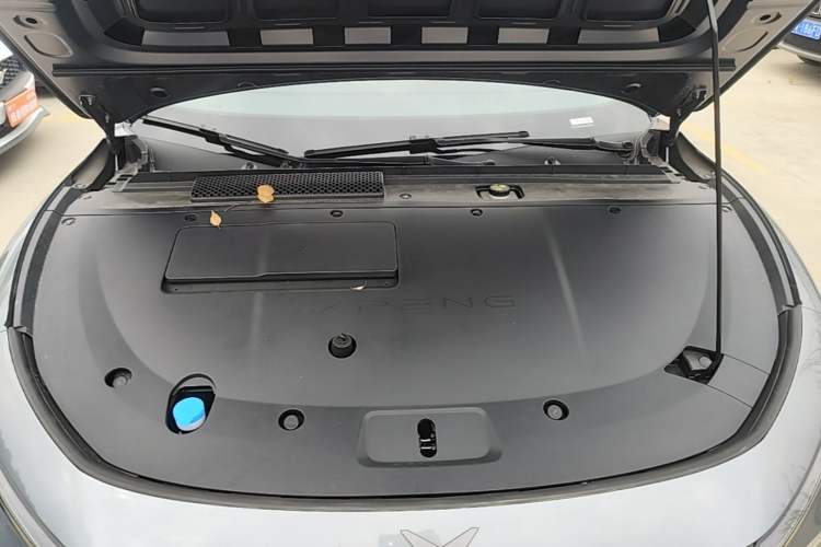Used XPeng P7+ 2024 Long-Range Max Engine Bay