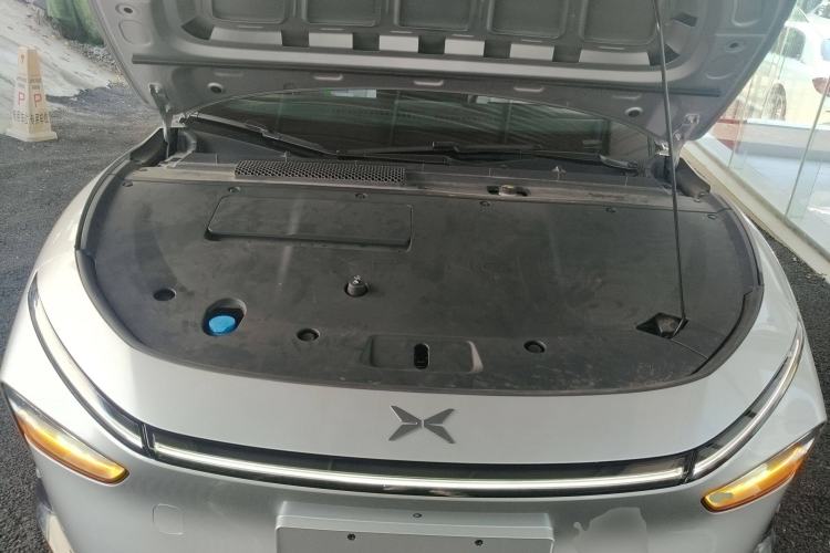 Used XPeng P7+ 2024 Long-Range Max Engine Bay