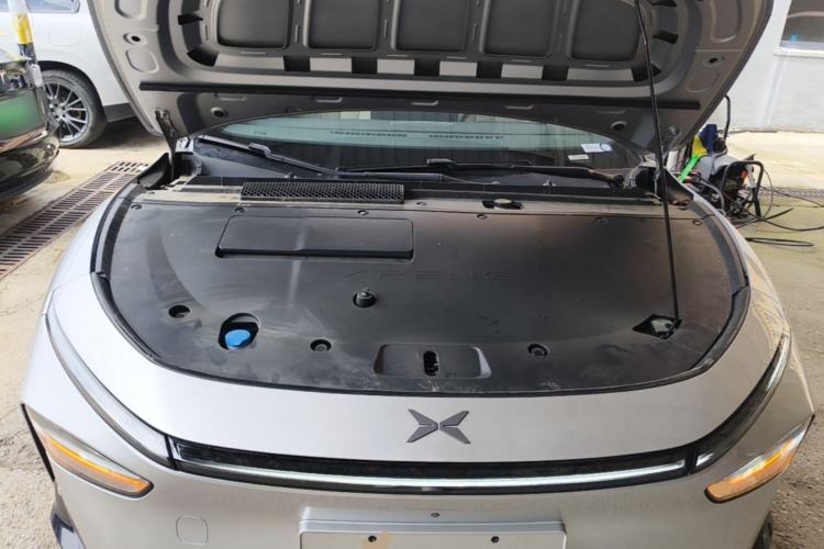 Used XPeng P7+ 2024 Long-Range Max Engine Bay