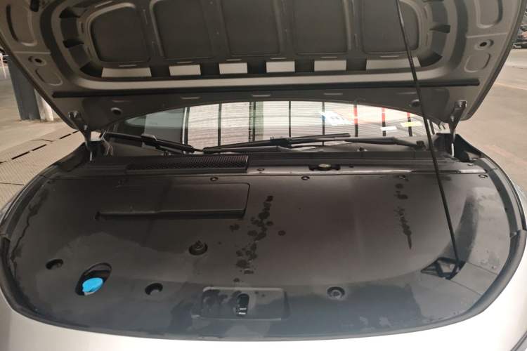 Used XPeng P7+ 2024 Ultra-Long Range Max Engine Bay