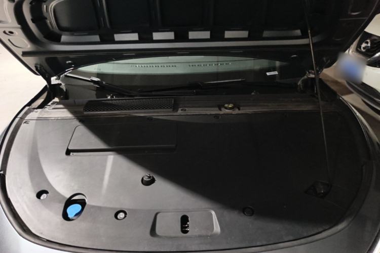 Used XPeng P7+ 2024 Long-Range Max Engine Bay