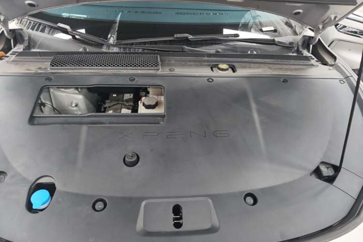 Used XPeng P7+ 2024 Long-Range Max Engine Bay